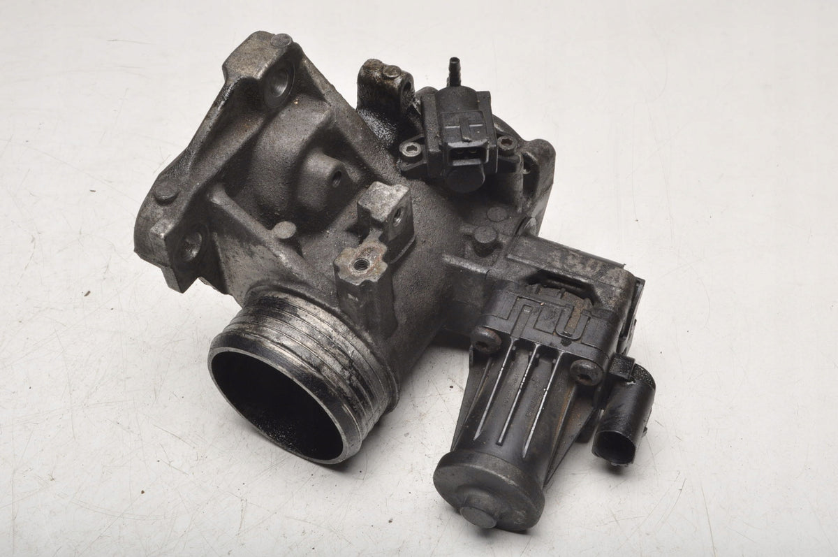 VOLVO S60 II V60 2.0 D3 163HP EGR VALVE 505906030