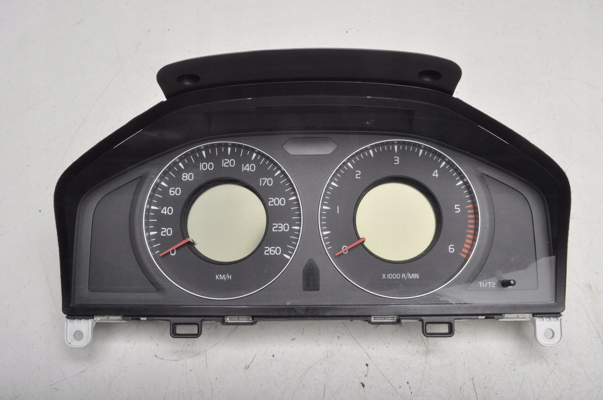 VOLVO S60 II V60 2.0 D3 COUNTER CLOCKS 31270899AA EUROPE
