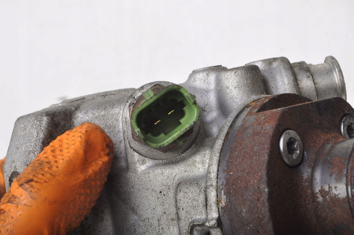 VOLVO S60 II V60 2.0 D3/D4 163KM INJECTION PUMP 31272896 2010.07 - 2014.12