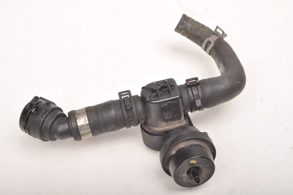 VOLVO S60 II V60 2.0 D4 181KM PIPE WATER LINE 31338891