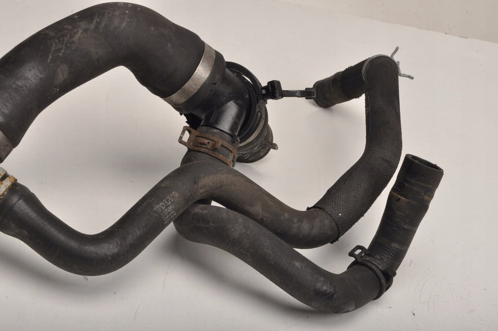 VOLVO S60 II V60 2.0 D4 181KM PIPE WATER LINE 31474864