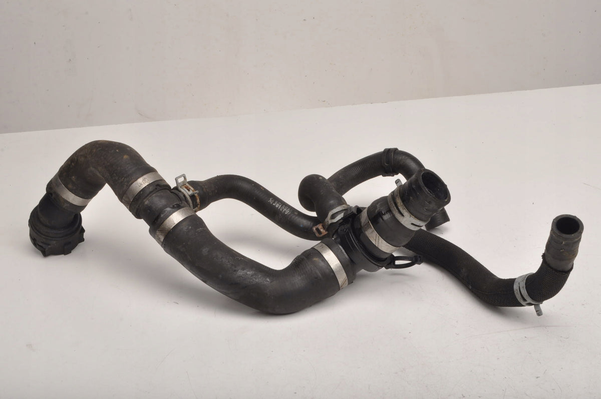 VOLVO S60 II V60 2.0 D4 181KM PIPE WATER LINE 31474864