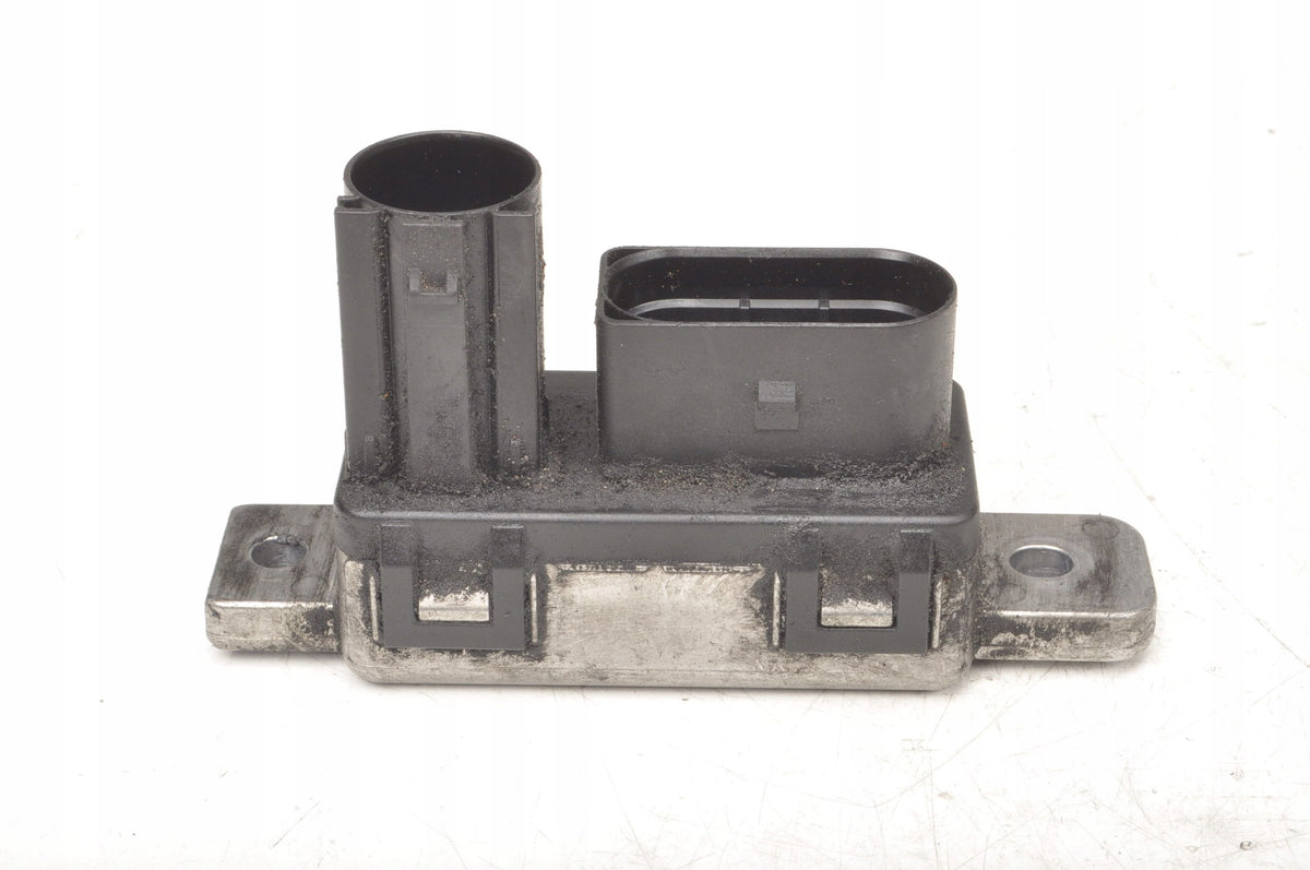 VOLVO S60 II V60 2.0 D4 GLOW PLUG RELAY 31411857