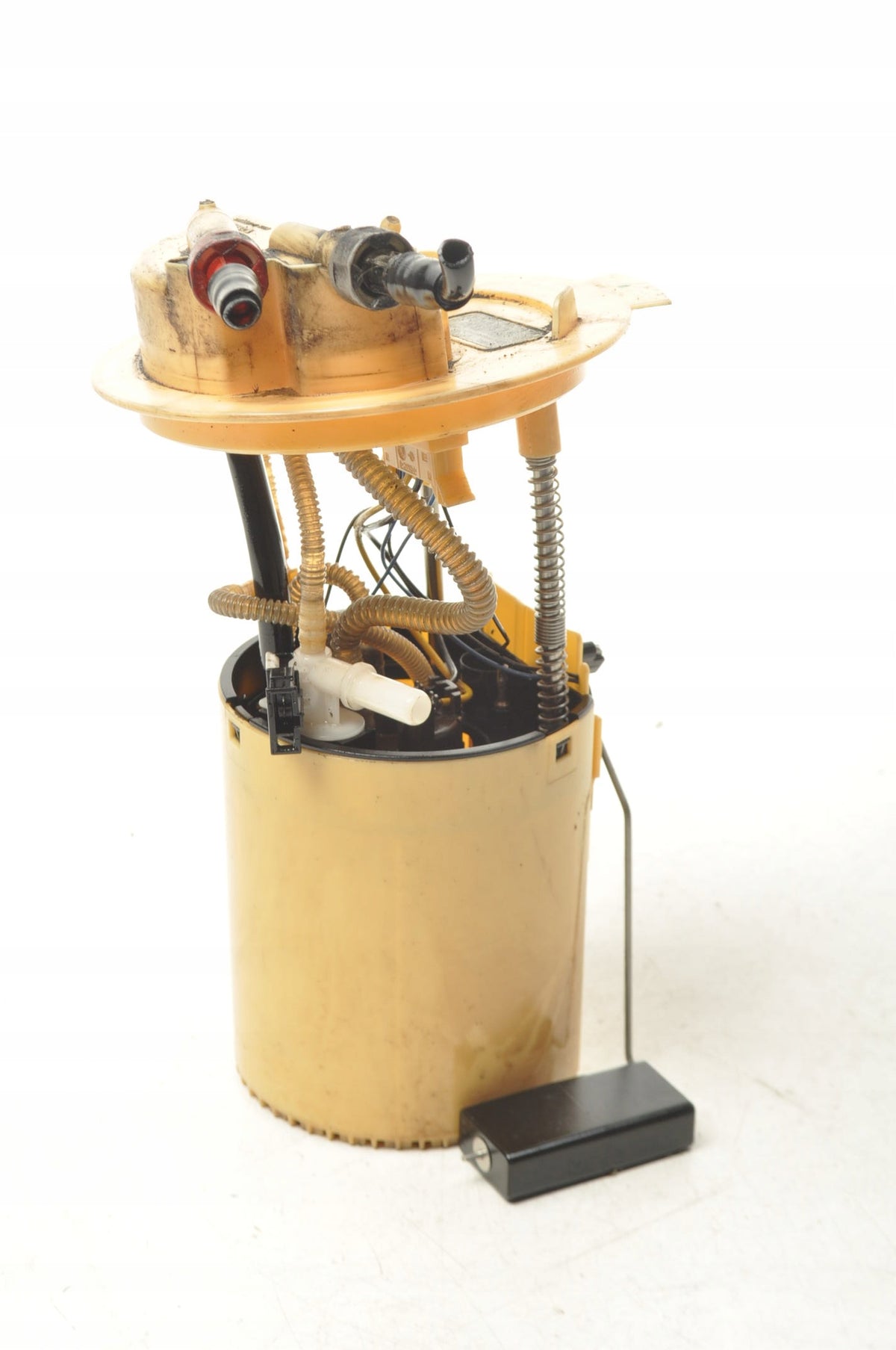 VOLVO S60 II V60 2.4 D5 FUEL PUMP 31273964
