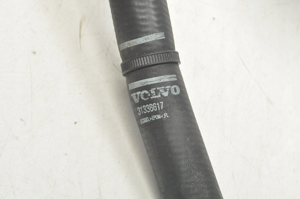 VOLVO S60 II V60 2.4 D6 280KM PIPE WATER LINE 31338617