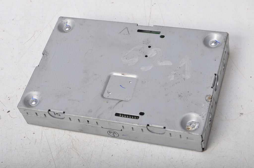 VOLVO S60 II V60 ANTENNA AMPLIFIER 31667457 AA