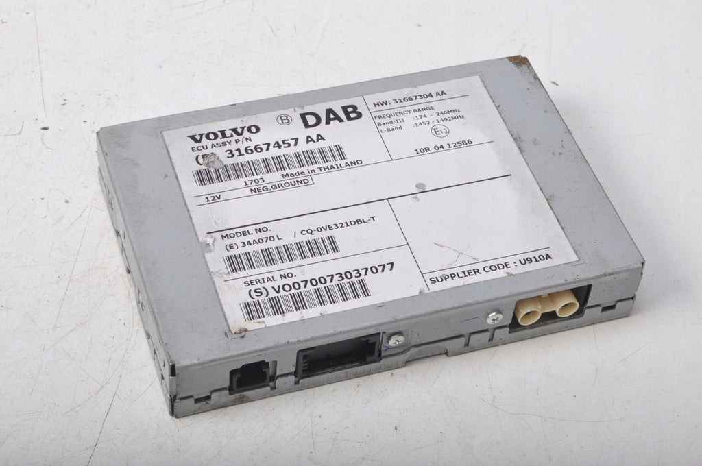 VOLVO S60 II V60 ANTENNA AMPLIFIER 31667457 AA
