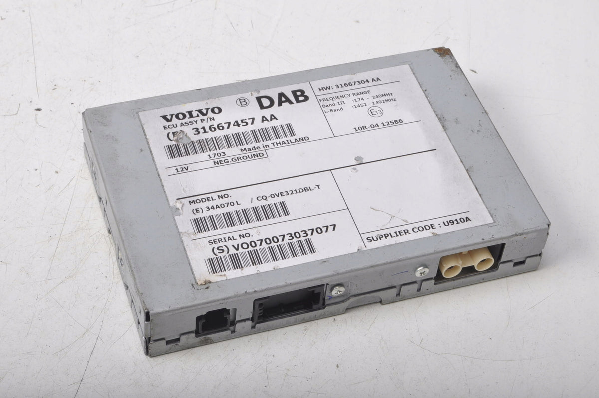 VOLVO S60 II V60 ANTENNA AMPLIFIER 31667457 AA