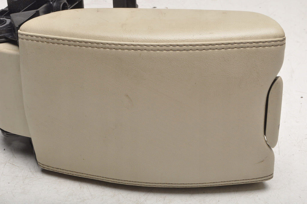 VOLVO S60 II V60 ARMREST LEATHER 39867048