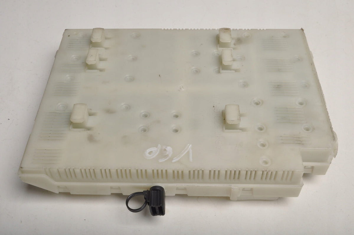VOLVO S60 II V60 BOX MODULE BSI 30786848AE BG9T-14C256-FB