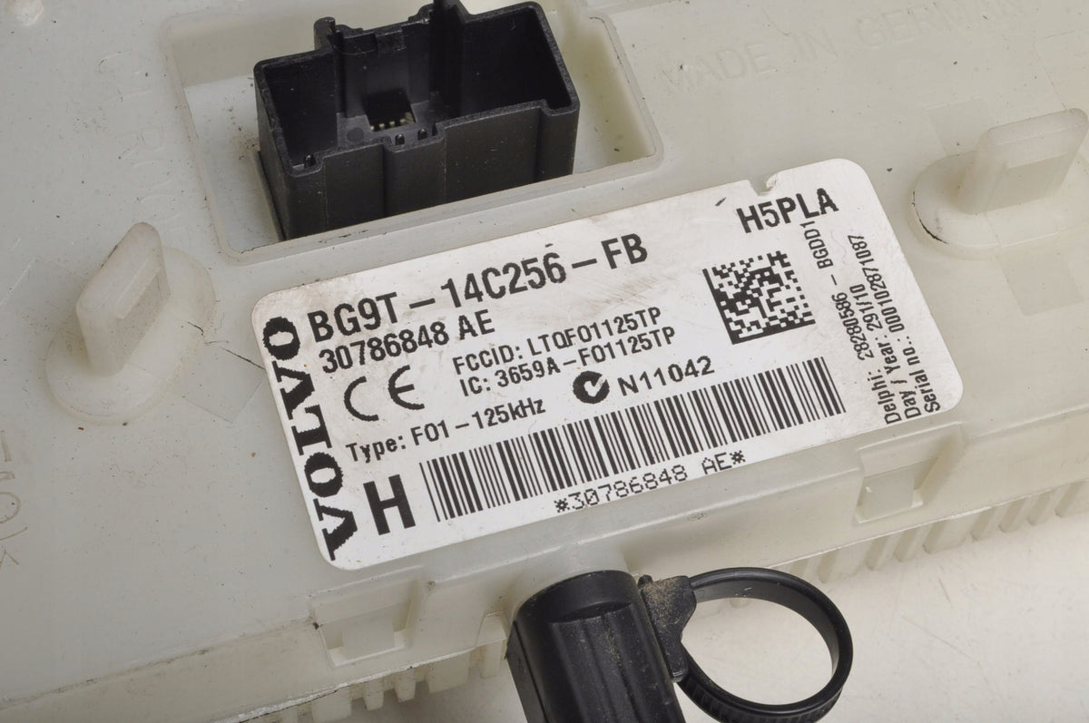 VOLVO S60 II V60 BOX MODULE BSI 30786848AE BG9T-14C256-FB