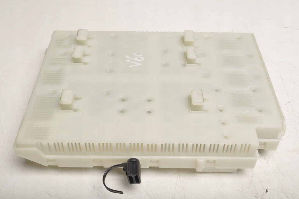 VOLVO S60 II V60 BOX MODULE BSI 31327996 AA