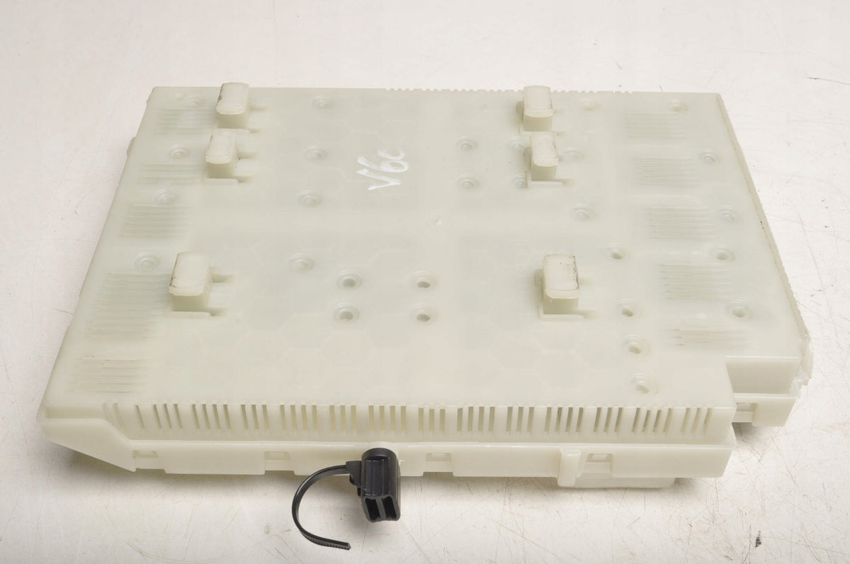 VOLVO S60 II V60 BOX MODULE BSI 31327996 AA
