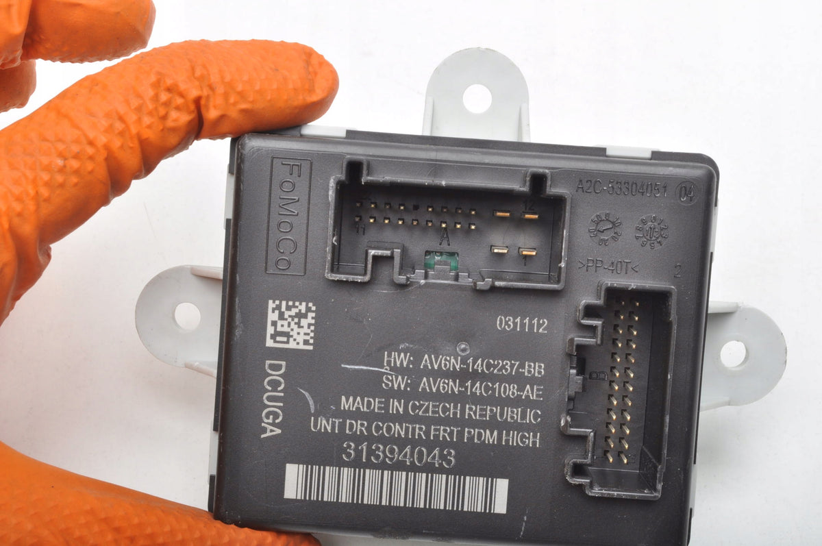 VOLVO S60 II V60 DOOR MODULE 31394043