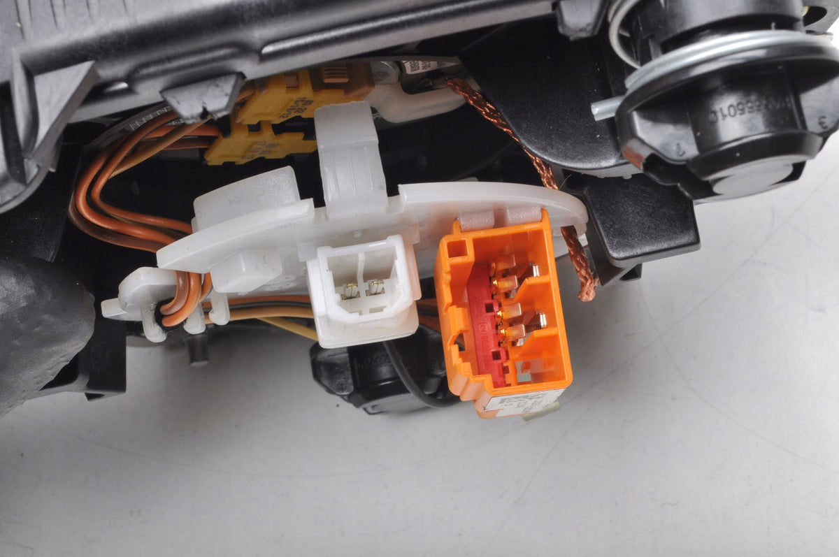 VOLVO S60 II V60 DRIVER AIRBAG P31351031