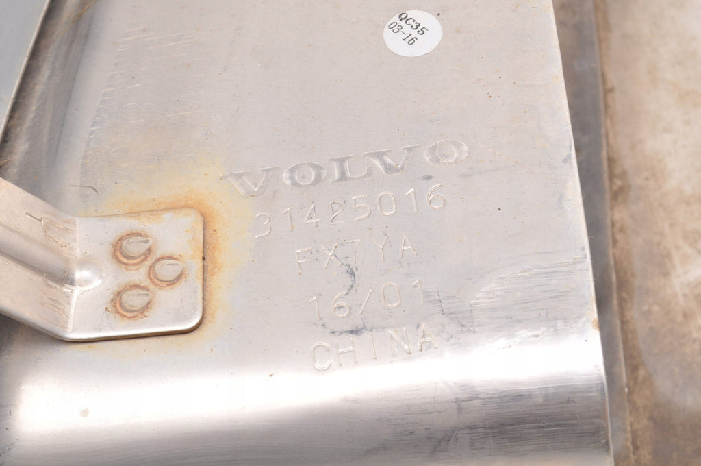 VOLVO S60 II V60 EXHAUST TIP LEFT LIFT 31425016