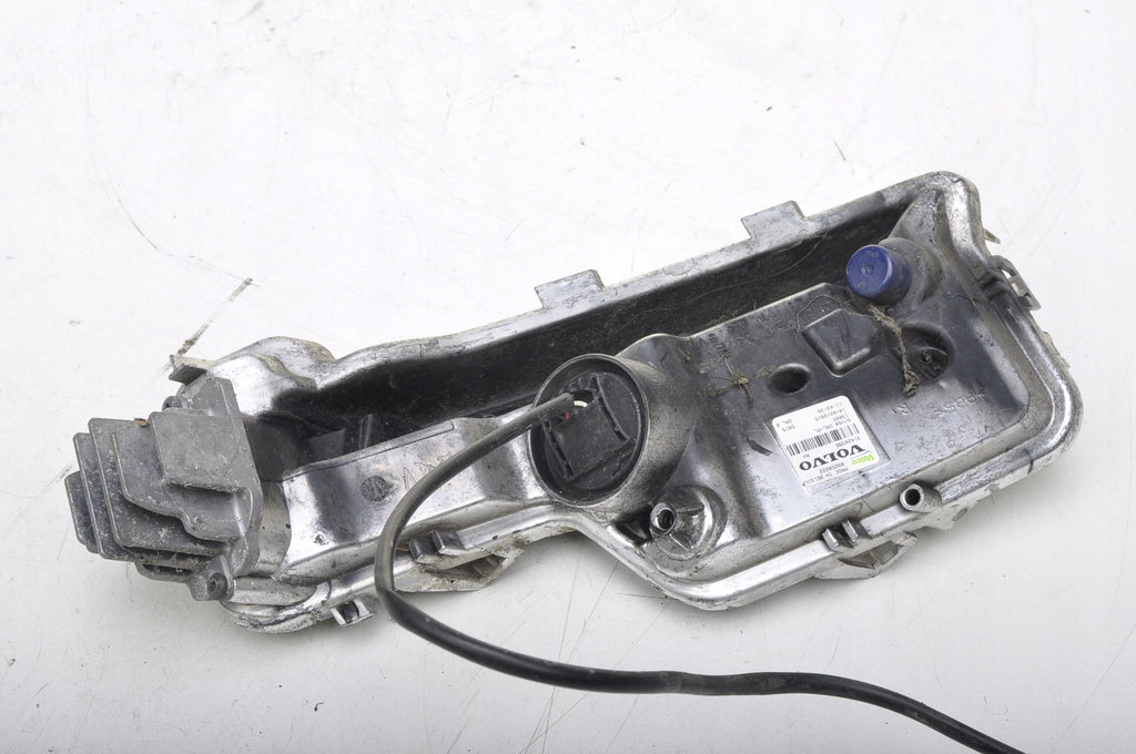 VOLVO S60 II V60 HALOGEN RIGHT 31420396