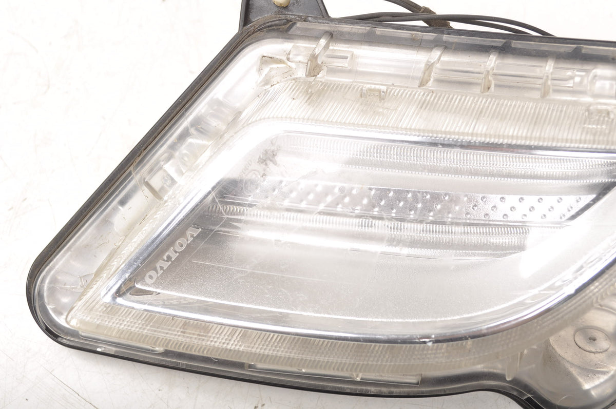 VOLVO S60 II V60 HALOGEN RIGHT 89091135