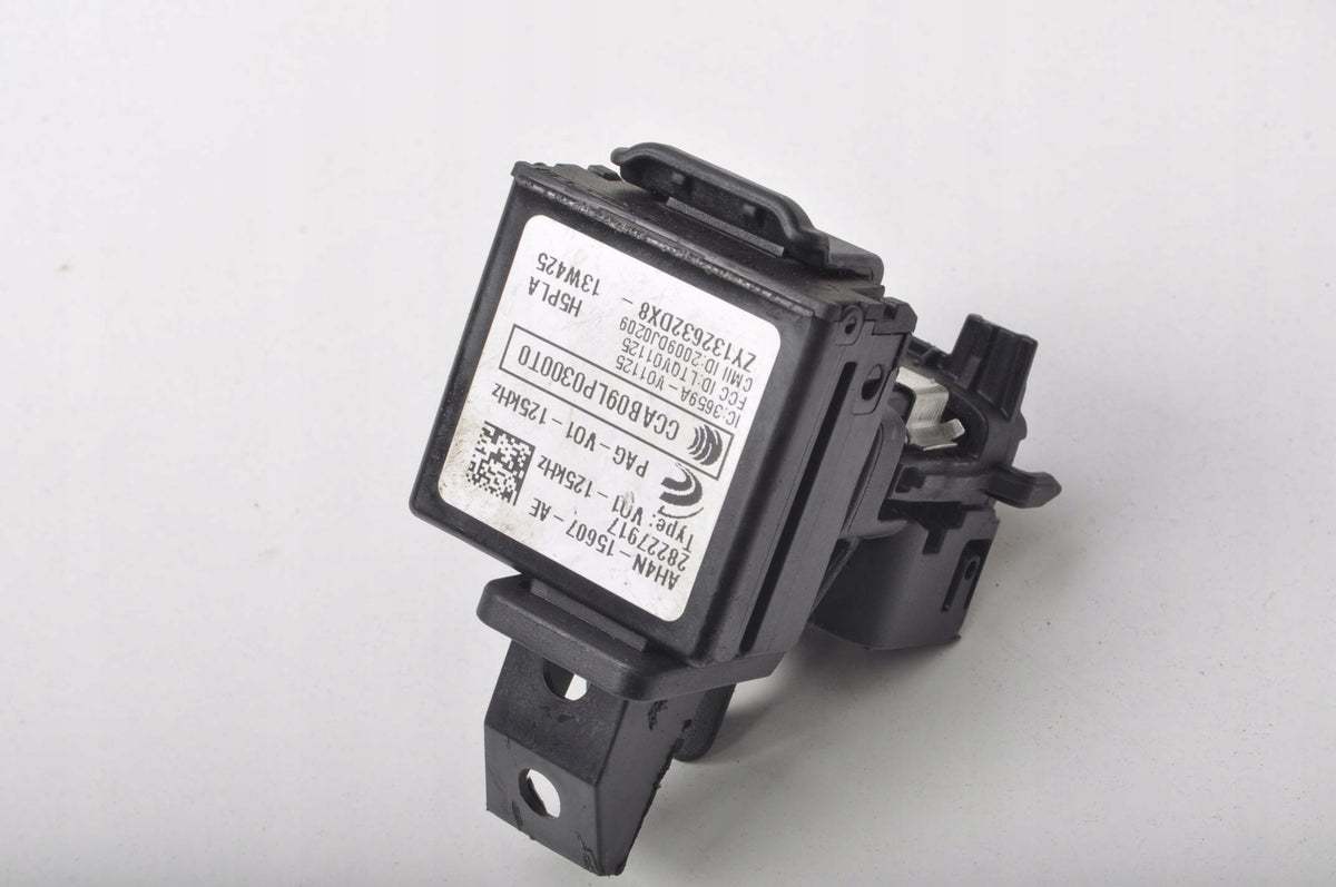 VOLVO S60 II V60 IGNITION KEY AH4N-15607-AE