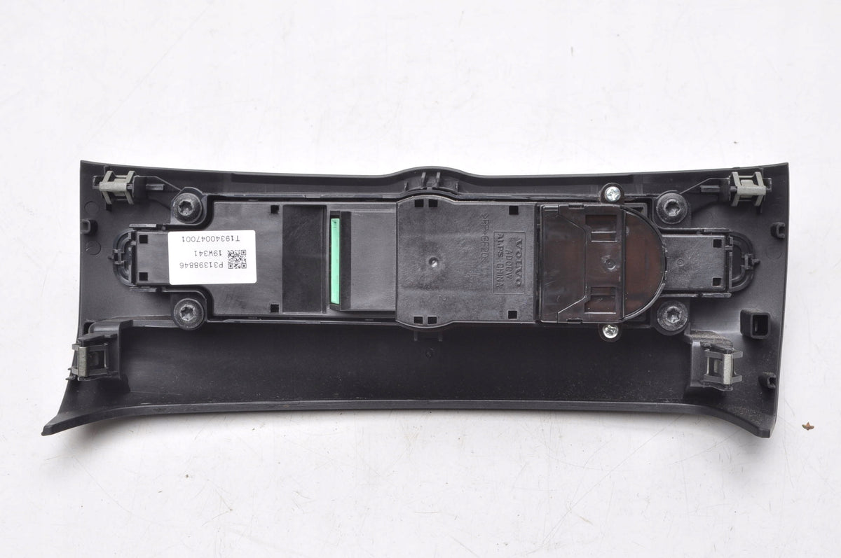 VOLVO S60 II V60 II XC60 II RADIO PANEL 31398846