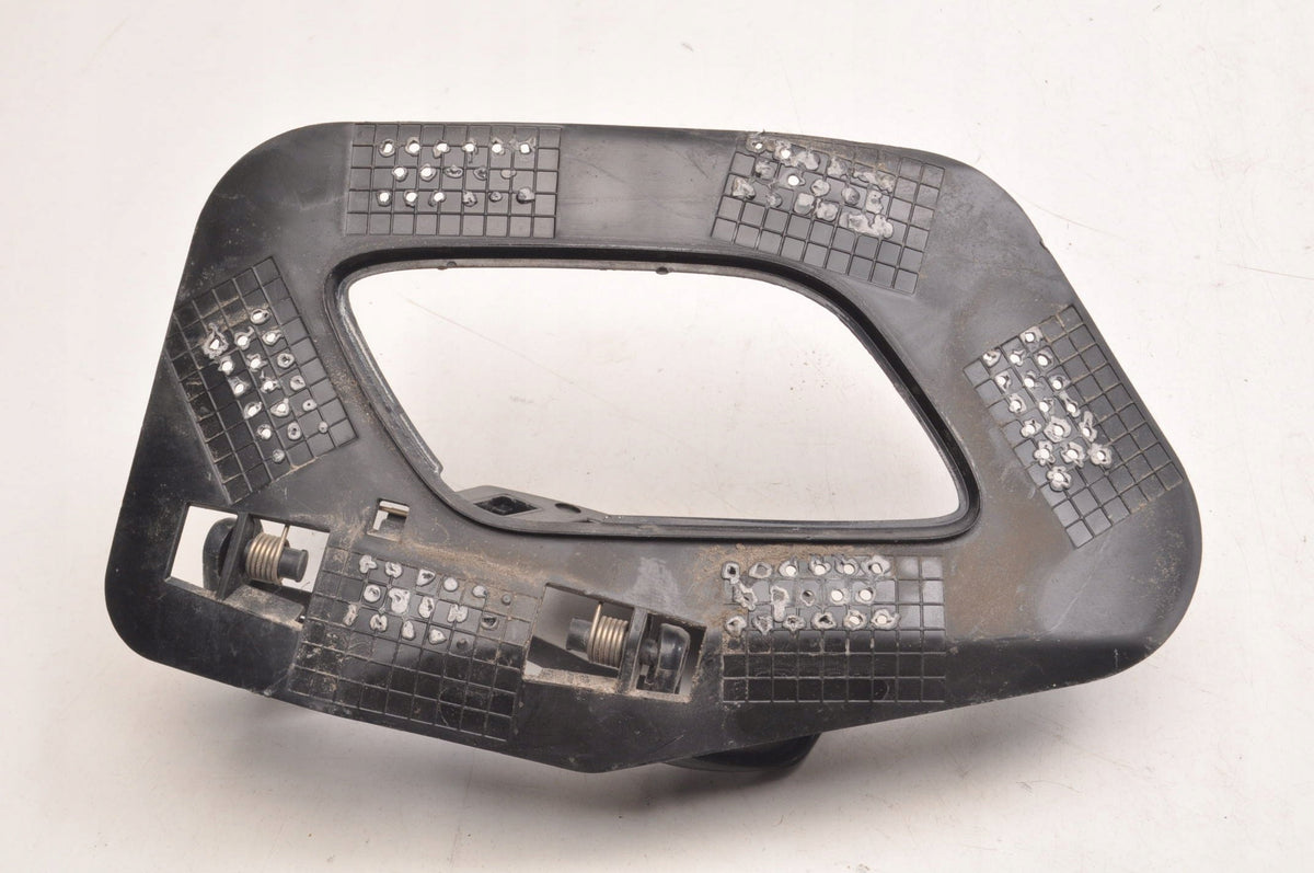 VOLVO S60 II V60 LAMP WASHER CAP RIGHT LIFT 31353309 31353225