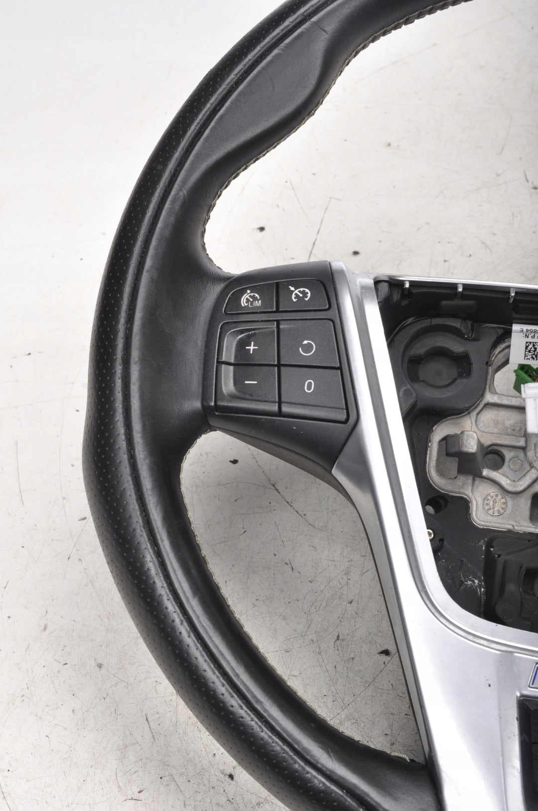 VOLVO S60 II V60 LEATHER STEERING WHEEL R-DESIGN
