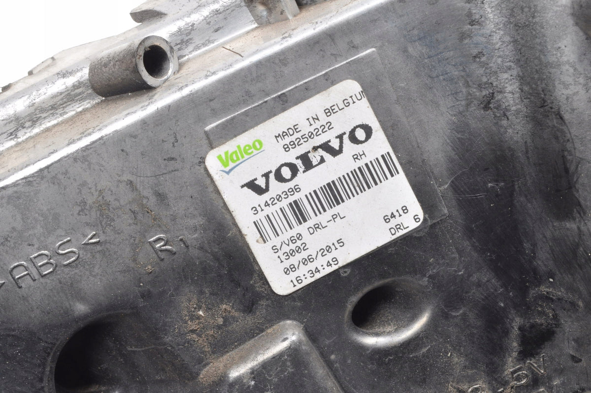 VOLVO S60 II V60 LED LAMP 31420396 RIGHT