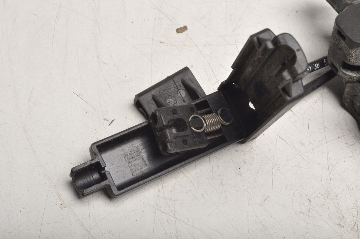 VOLVO S60 II V60 MASK LOCK SET