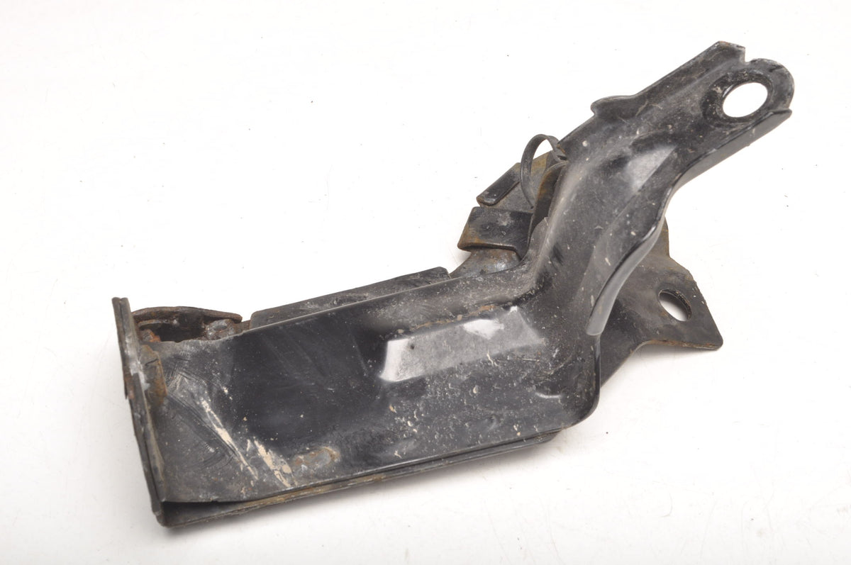 VOLVO S60 II V60 RADIATOR MOUNT 31261932