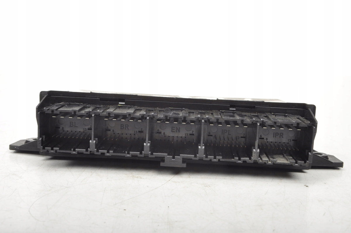 VOLVO S60 II V60 RELAY MODULE 31419588 LIFT