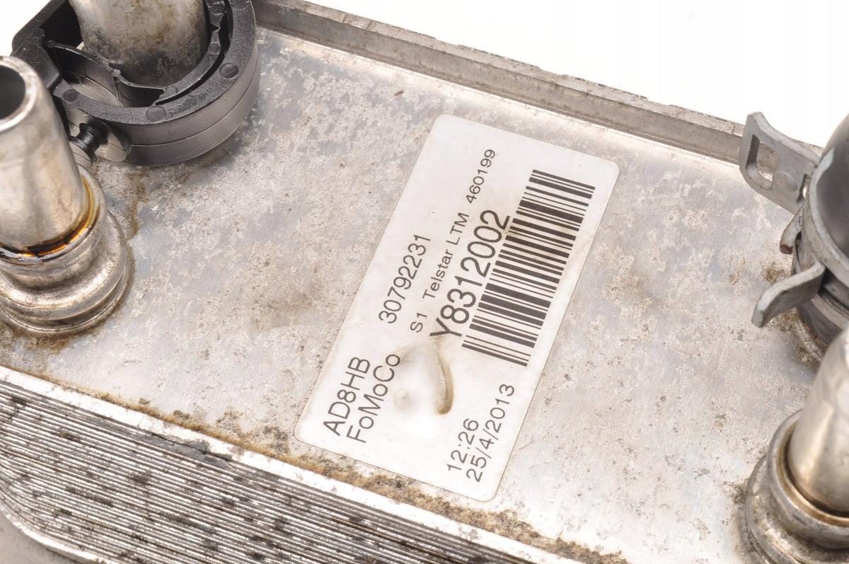 VOLVO S60 II V60 S80 II V70 III 2.0 D3 136KM OIL COOLER 30792231