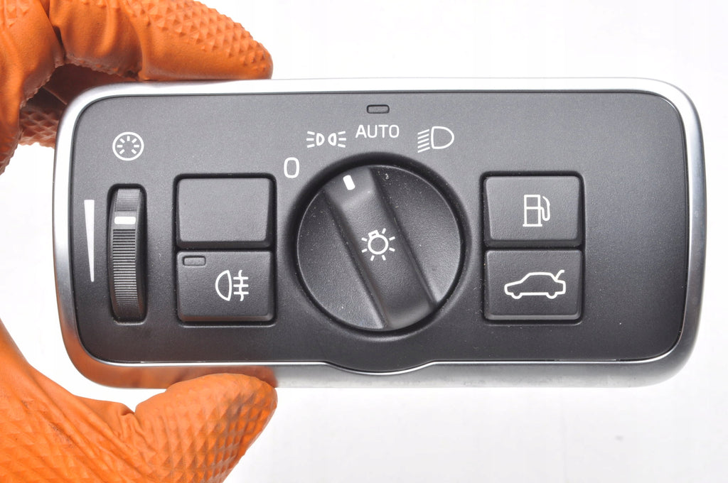 VOLVO S60 II V60 S80 II V70 III LIGHT SWITCH 30739448