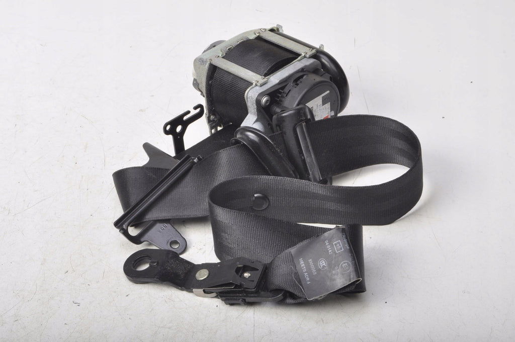VOLVO S60 II V60 SEAT BELT LEFT FRONT 39818841