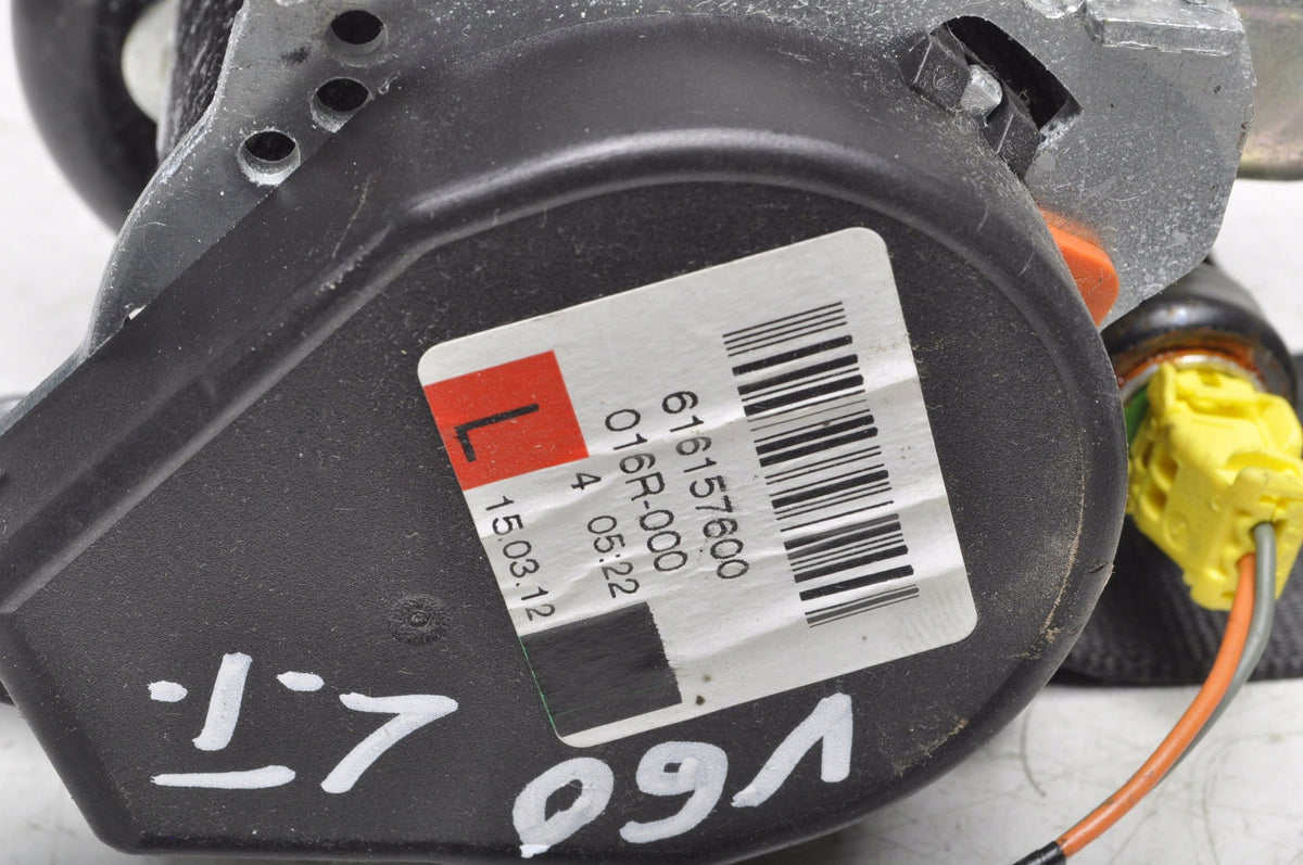 VOLVO S60 II V60 SEAT BELT LEFT REAR 2 ROW 39818868