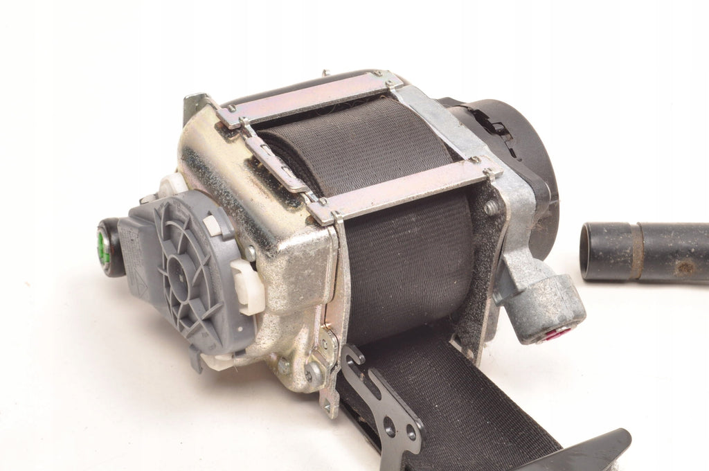 VOLVO S60 II V60 SEAT BELT RIGHT FRONT TENSIONER 3981884