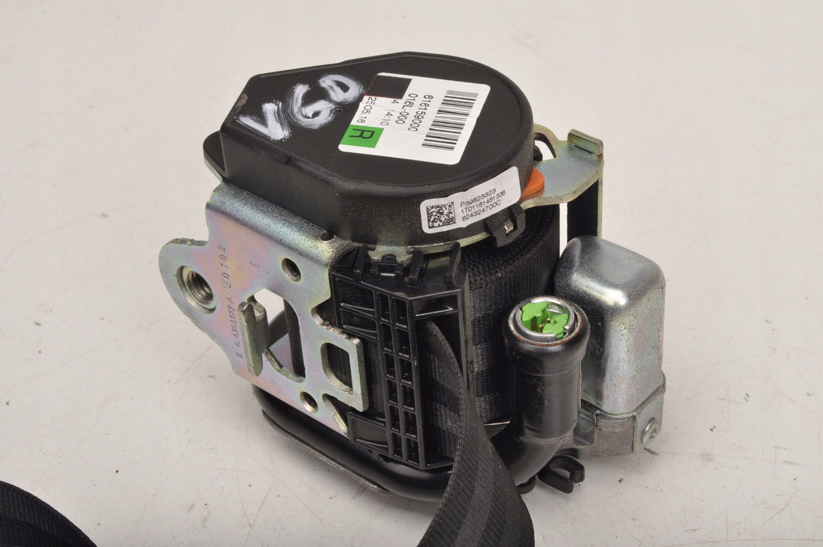 VOLVO S60 II V60 SEAT BELT RIGHT REAR 2 ROW 39823323