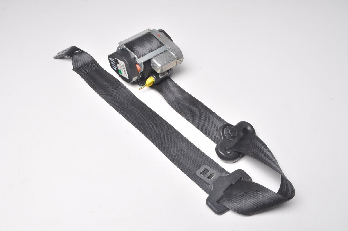 VOLVO S60 II V60 SEAT BELT RIGHT REAR 39823325