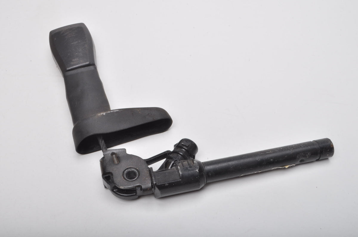 VOLVO S60 II V60 SEAT BELT TENSIONER RIGHT 8630467