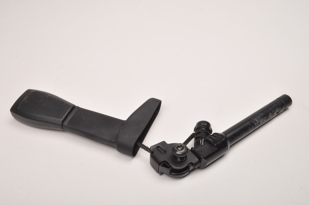 VOLVO S60 II V60 SEAT BELT TENSIONER RIGHT