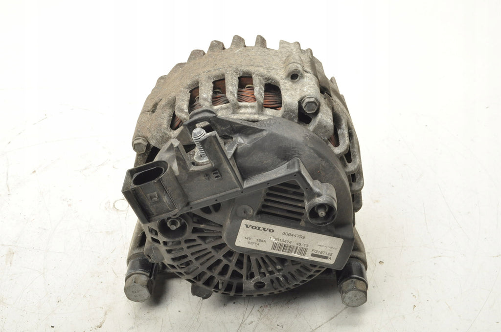 VOLVO S60 II V60 V40 II 1.6 D2 114KM ALTERNATOR 30644799