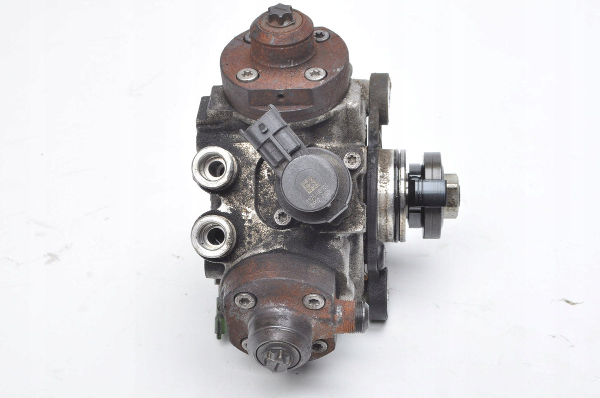 VOLVO S60 II V60 V40 II XC60 AND 2.0 16V D4 D3 INJECTION PUMP 31372081