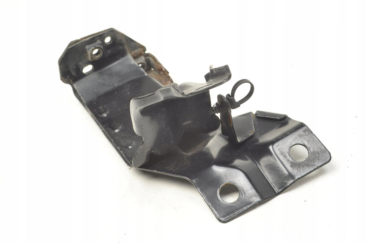 VOLVO S60 II V60 XC60 AND RADIATOR MOUNT 31261932 RIGHT
