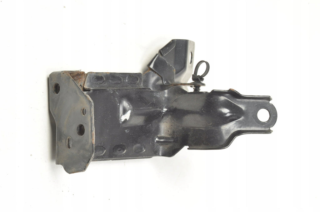 VOLVO S60 II V60 XC60 AND RADIATOR MOUNT 31261932 RIGHT