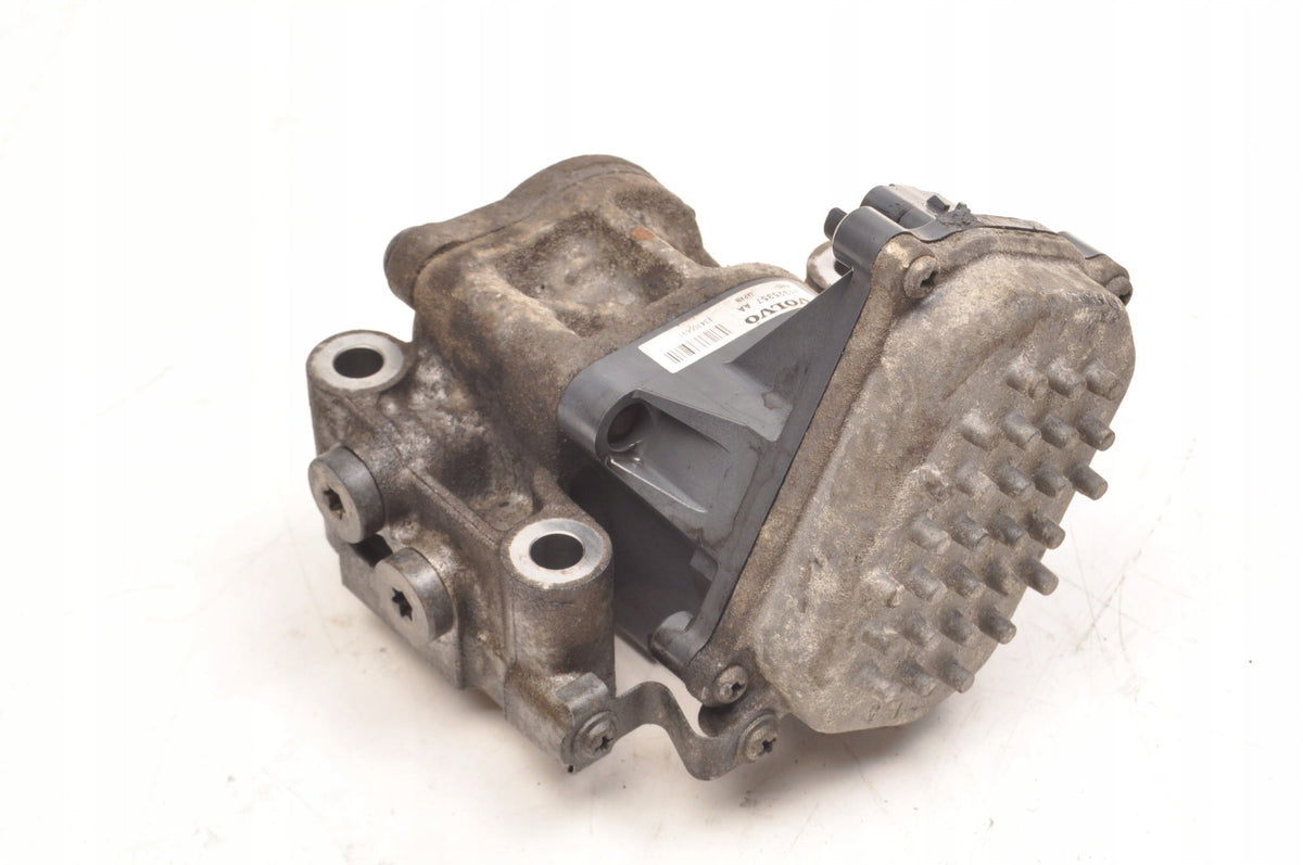 VOLVO S60 II V60 XC60 S80 II 2.0 D3 OIL PUMP 31325357