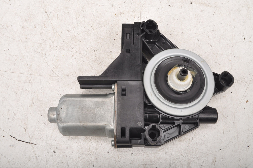 VOLVO S60 II WINDOW MOTOR LEFT REAR 966264-101
