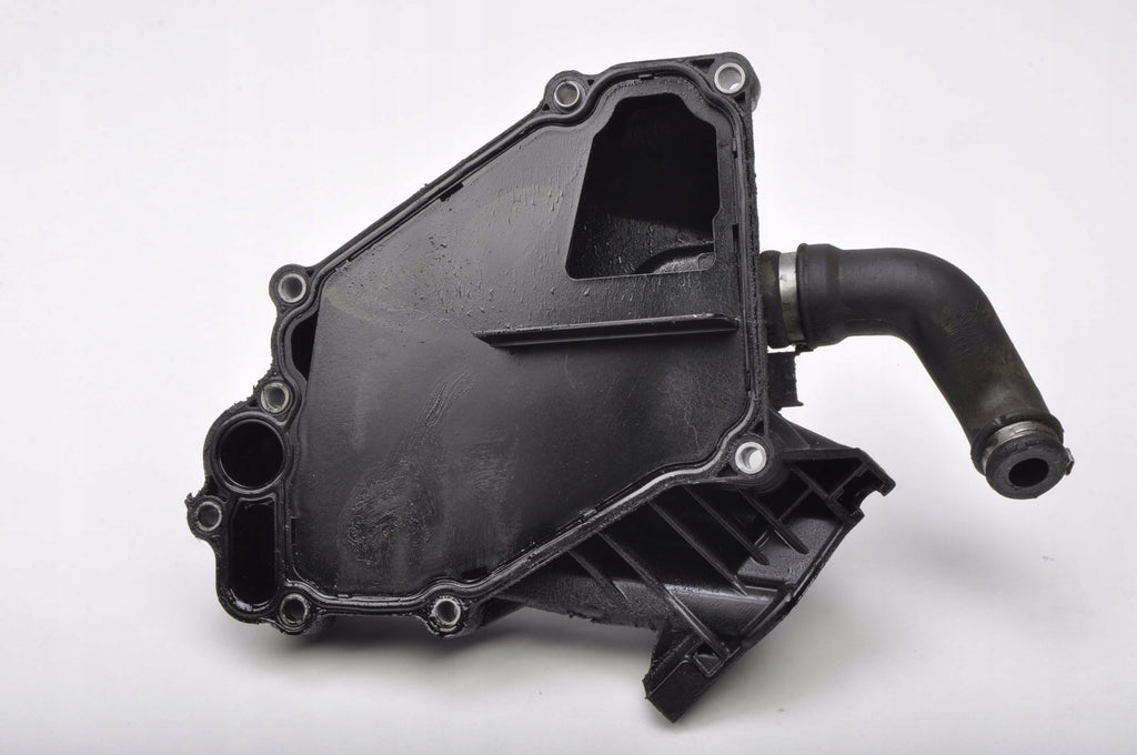 VOLVO S60 II XC60 V60 2.0 D3/D4 BASE OIL FILTER HOUSING 30757730