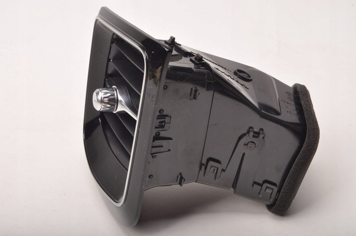 VOLVO S60 III AIR VENT 31477876 31477272 LEFT