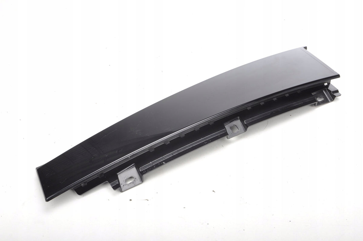 VOLVO S60 III DOOR TRIM RIGHT REAR 31448870