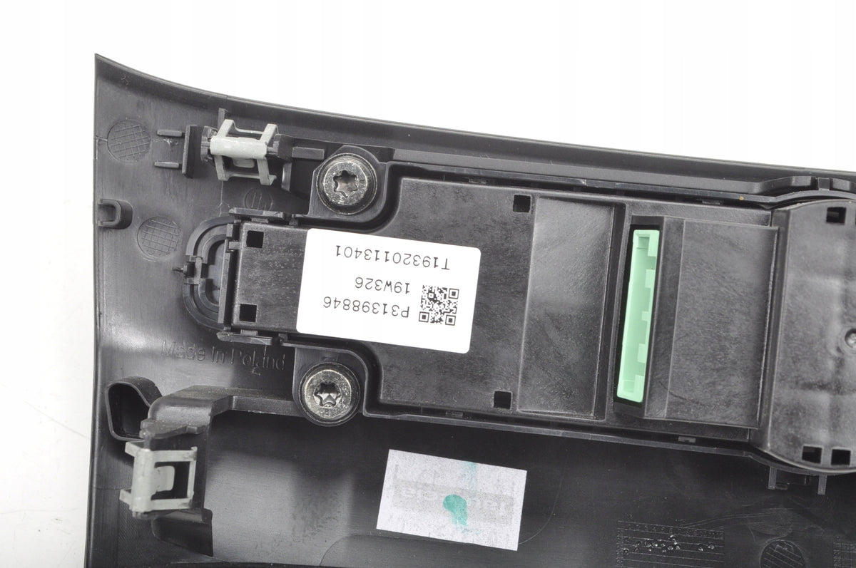 VOLVO S60 III RADIO PANEL RADIO 31398846