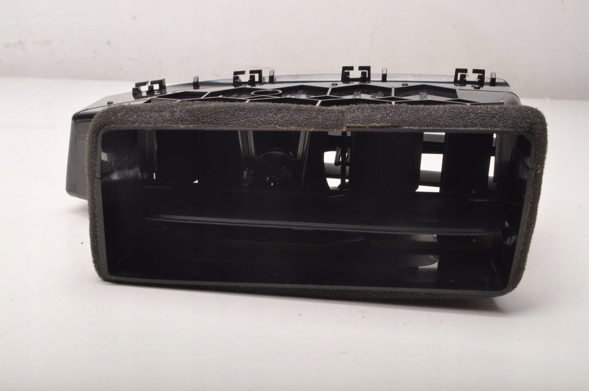 VOLVO S60 III V60 AIR VENT 31477275 UK RIGHT
